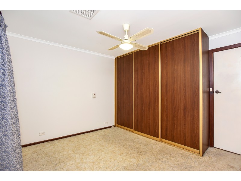 13 Trim Crescent, Old Noarlunga SA 5168