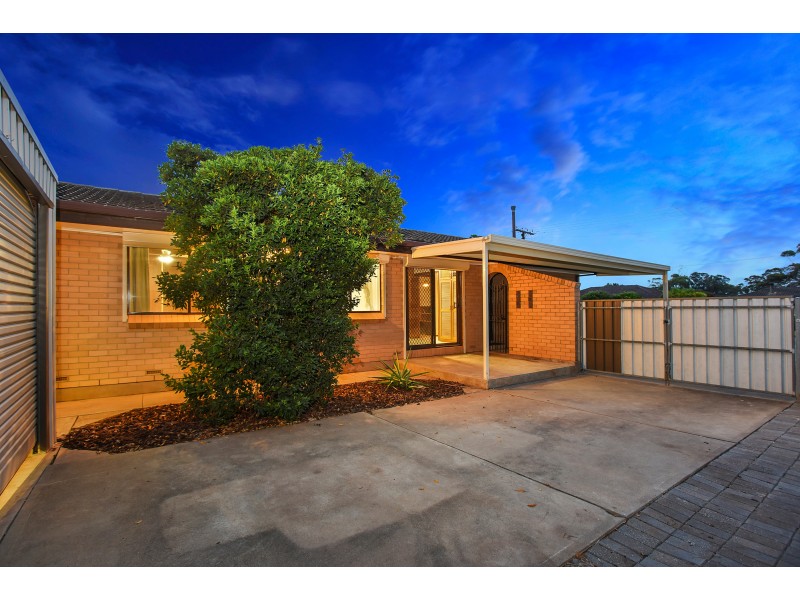 13 Trim Crescent, Old Noarlunga SA 5168