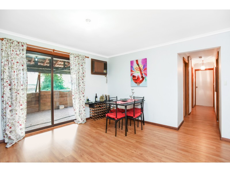 19 Featherstone Drive, Huntfield Heights SA 5163