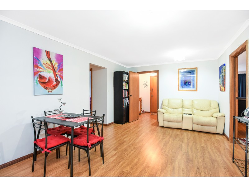 19 Featherstone Drive, Huntfield Heights SA 5163