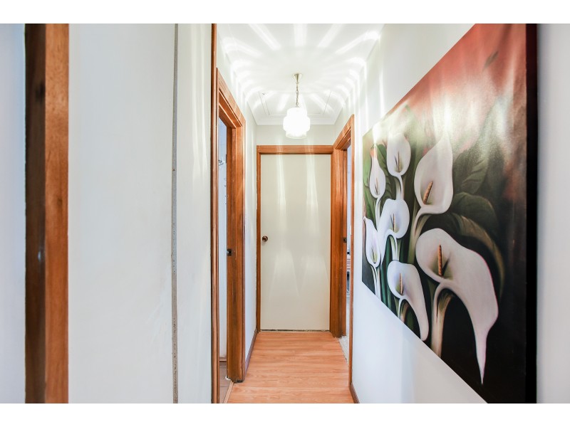 19 Featherstone Drive, Huntfield Heights SA 5163