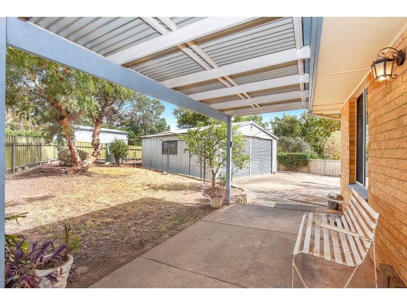 11 Samarra Drive, Sellicks Beach SA 5174