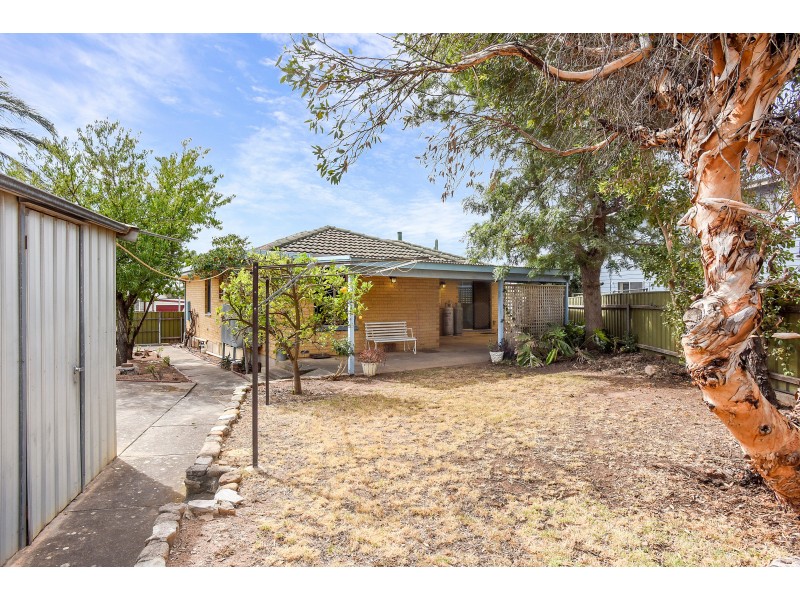 11 Samarra Drive, Sellicks Beach SA 5174