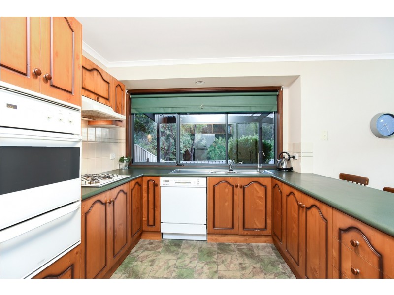 25 Buccaneer Drive, Seaford Rise SA 5169