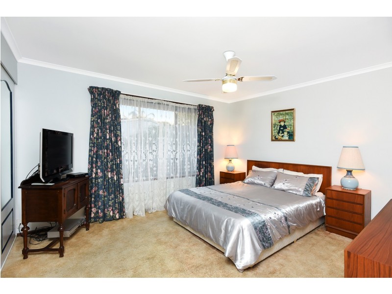 25 Buccaneer Drive, Seaford Rise SA 5169