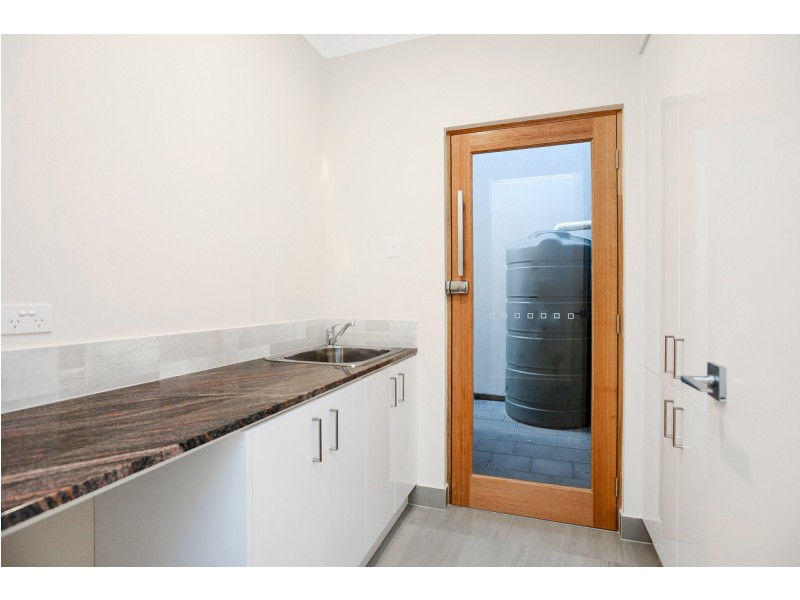 77A Kalgoorlie Avenue, Port Noarlunga South SA 5167