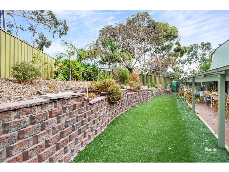 2 Romney Road, Happy Valley SA 5159