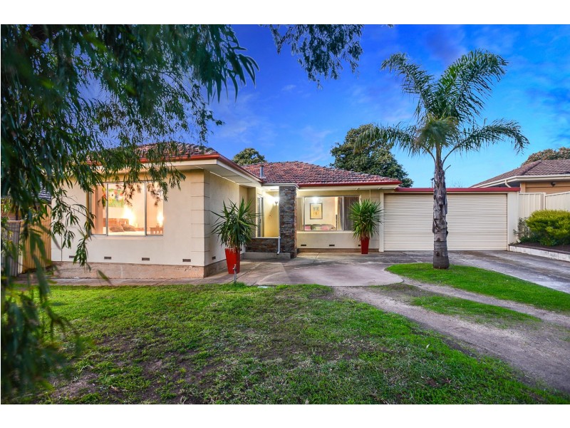 10 Collins Parade, Hackham SA 5163