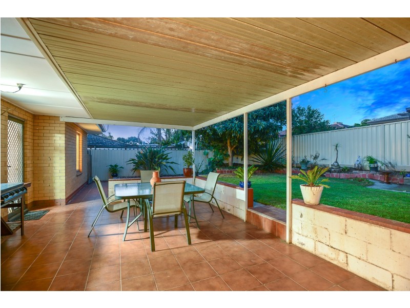 10 Collins Parade, Hackham SA 5163