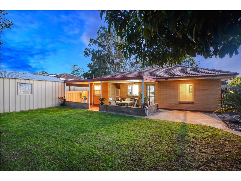 10 Collins Parade, Hackham SA 5163