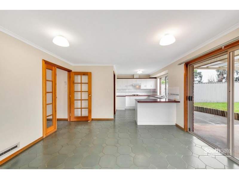 29 Cambourne Crescent, Seaford SA 5169