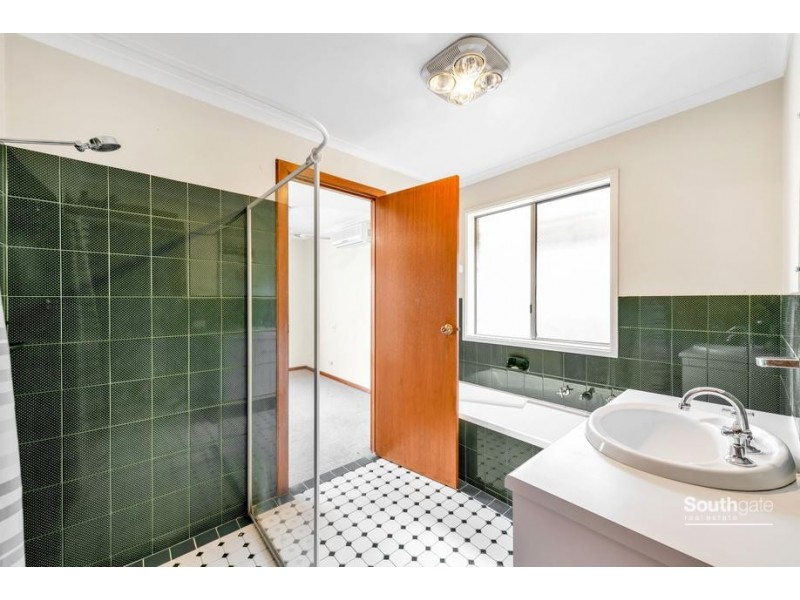 29 Cambourne Crescent, Seaford SA 5169