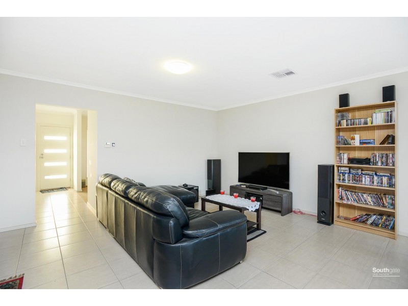 8 Jackstaff Road, Seaford Meadows SA 5169