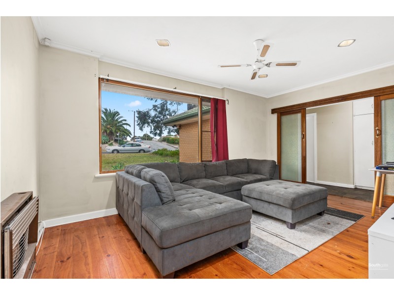 30 Roberts Road, Hackham West SA 5163