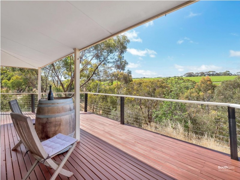 174 Upper Penneys Hill Road, Onkaparinga Hills SA 5163