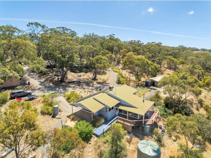 174 Upper Penneys Hill Road, Onkaparinga Hills SA 5163