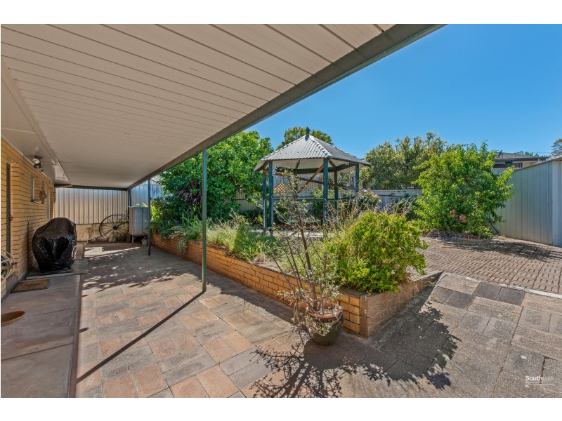 28 Marsden Place, Huntfield Heights SA 5163