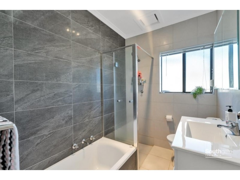 5/17 Dunrobin Road, Hove SA 5048