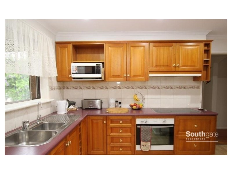 12 Lyle Street, Happy Valley SA 5159