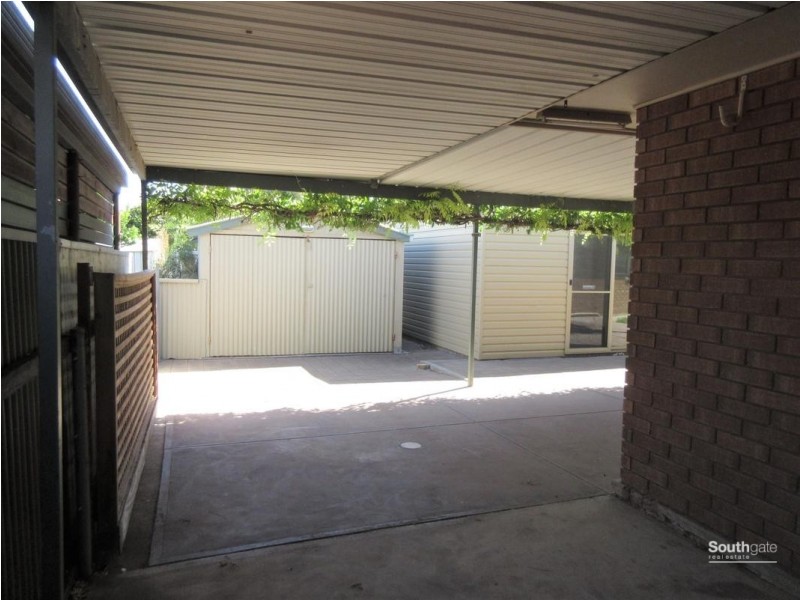 12 Lyle Street, Happy Valley SA 5159