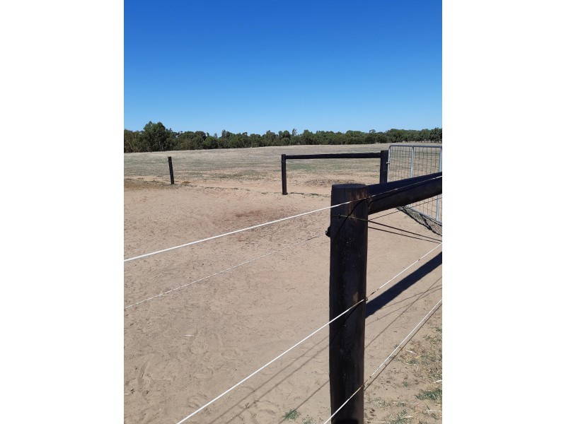 3 Barn Hill Road, Finniss SA 5255