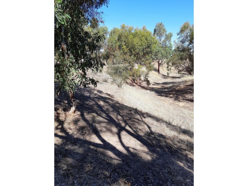 3 Barn Hill Road, Finniss SA 5255