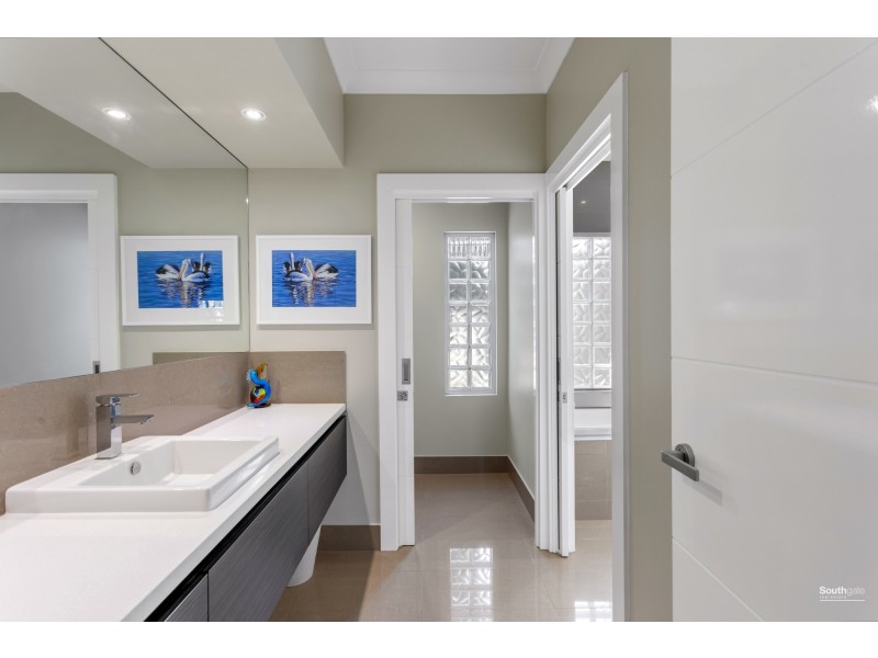 9 Main Road, Mclaren Flat SA 5171