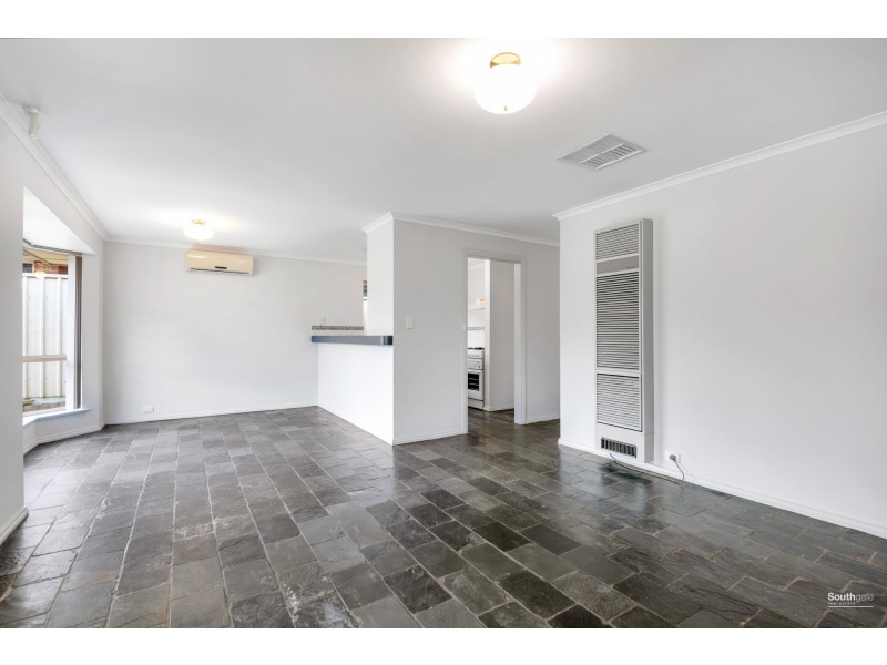 14 Whitestone Crescent, Seaford Rise SA 5169