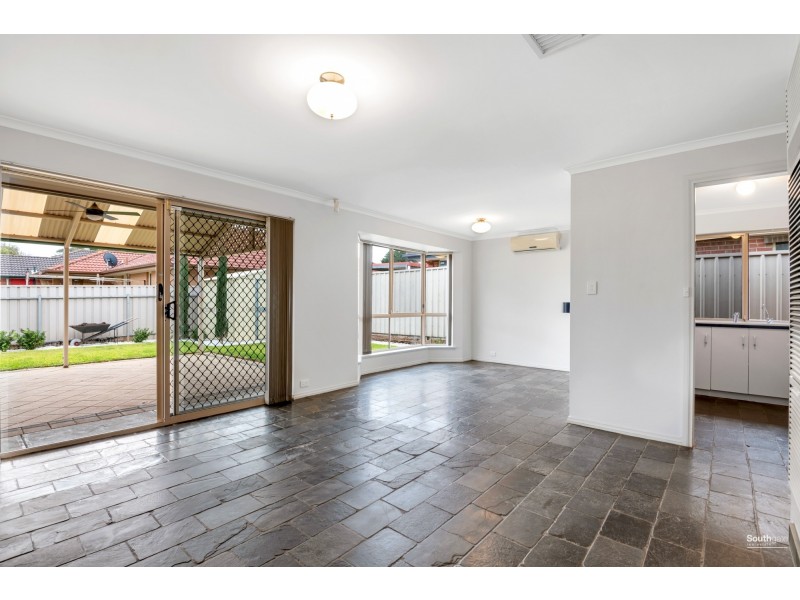 14 Whitestone Crescent, Seaford Rise SA 5169