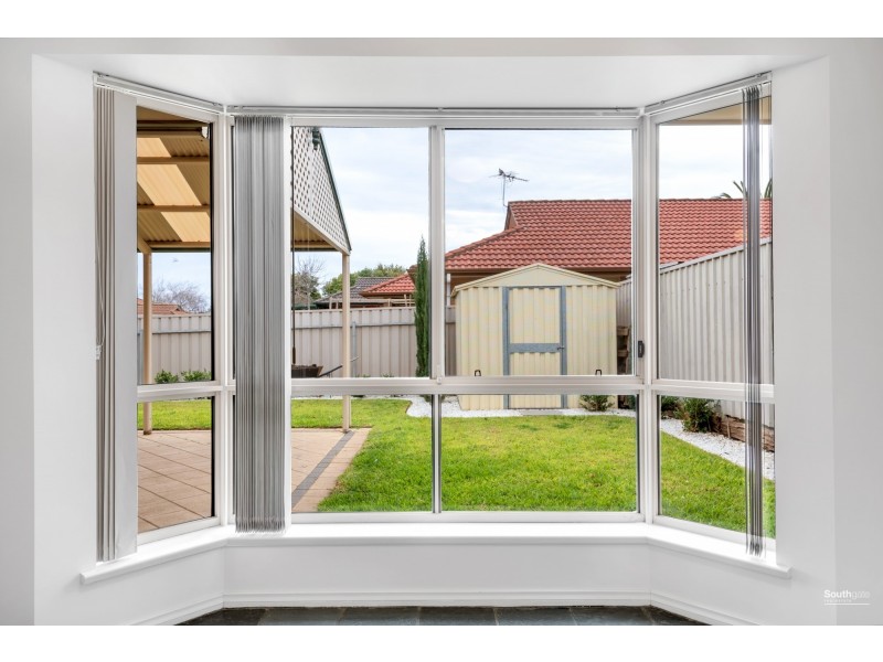 14 Whitestone Crescent, Seaford Rise SA 5169