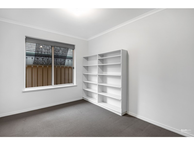 14 Whitestone Crescent, Seaford Rise SA 5169