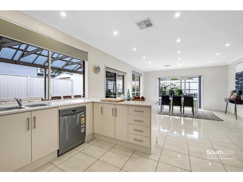 2/30 Norman Road, Willunga SA 5172