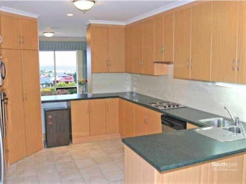 21 Augusta Drive, Seaford Rise SA 5169