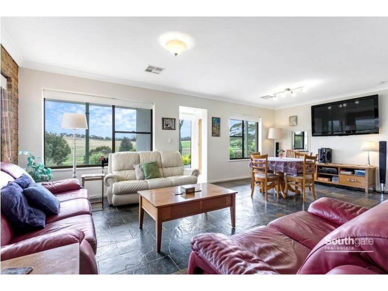 83 Brunato Road, Blewitt Springs SA 5171