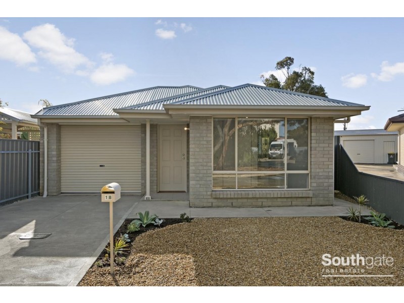 18 Kitto Crescent, Aldinga Beach SA 5173