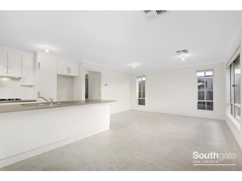 18 Kitto Crescent, Aldinga Beach SA 5173