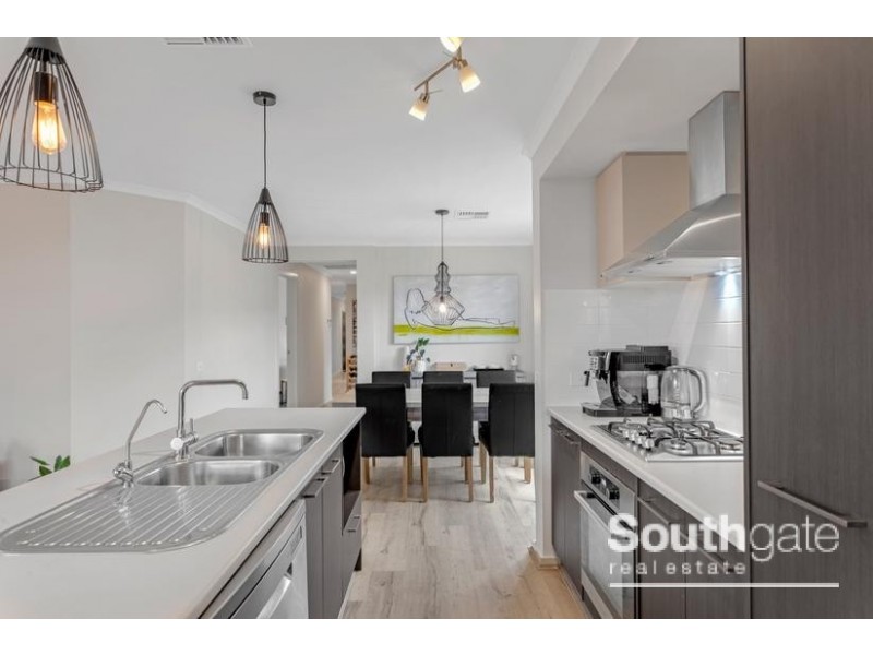 3 Dampier Road, Seaford Meadows SA 5169