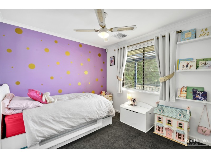 33 Byards Road, Happy Valley SA 5159