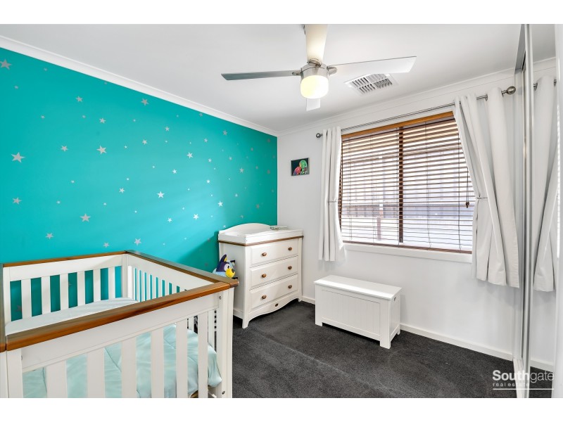 33 Byards Road, Happy Valley SA 5159