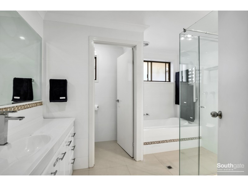 33 Byards Road, Happy Valley SA 5159