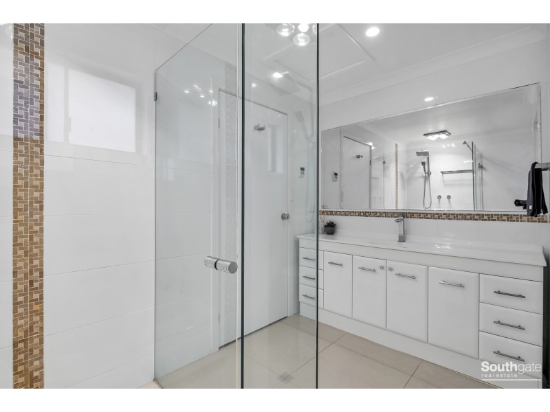 33 Byards Road, Happy Valley SA 5159