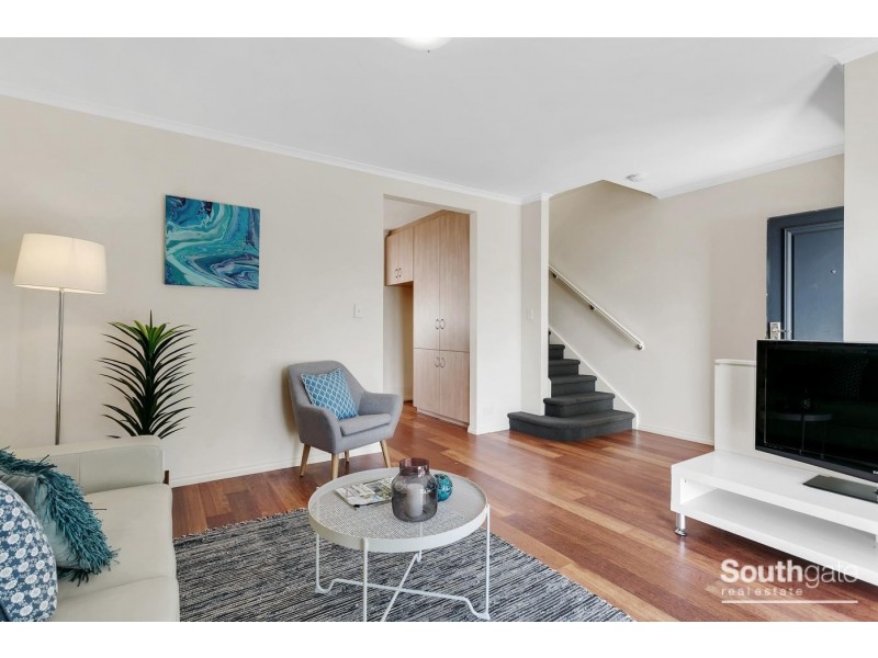 2a Chamberlain Drive, Christie Downs SA 5164