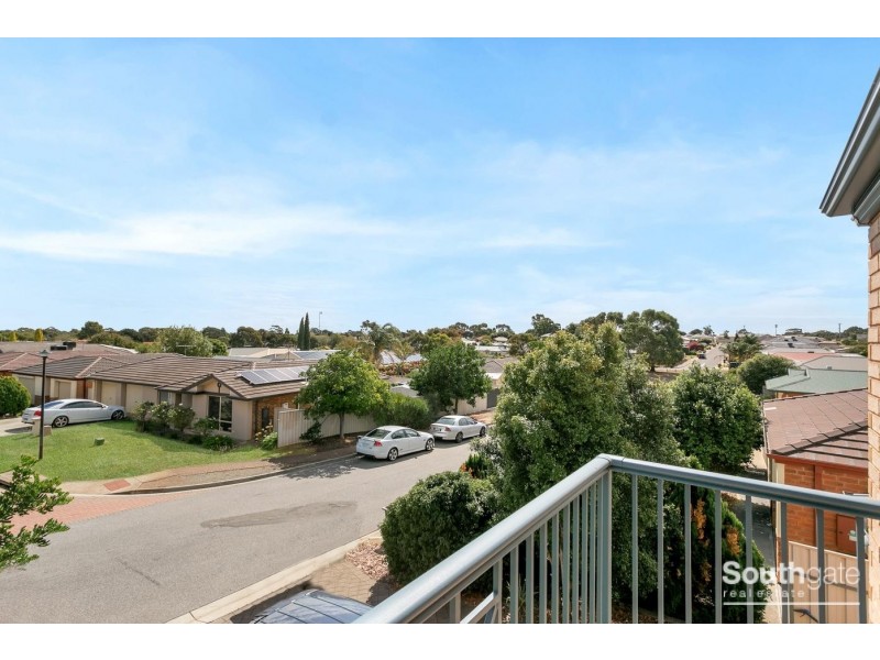 2a Chamberlain Drive, Christie Downs SA 5164