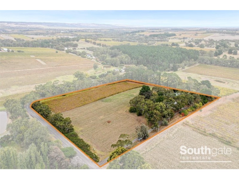 112 Adams Road, Blewitt Springs SA 5171