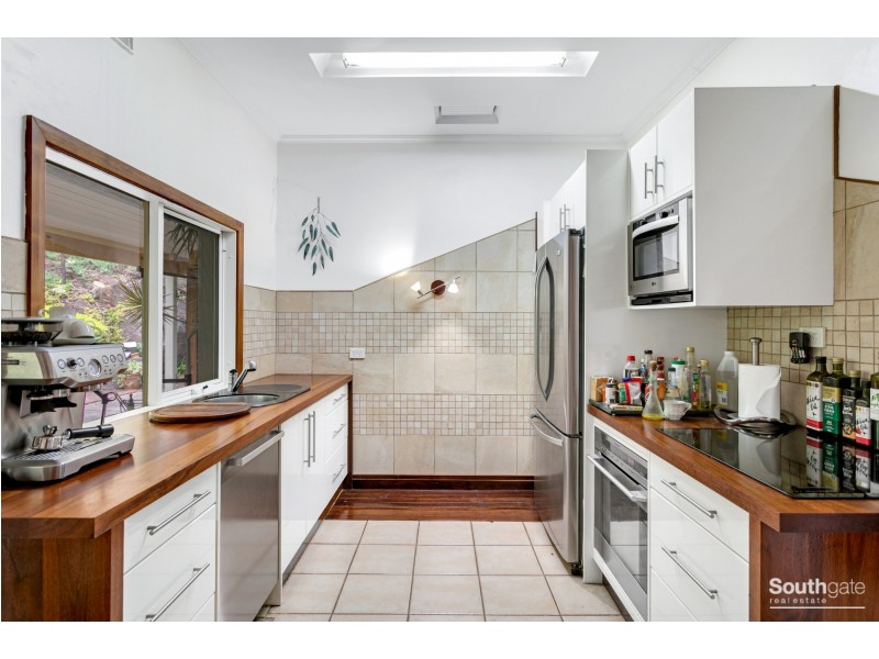 112 Adams Road, Blewitt Springs SA 5171