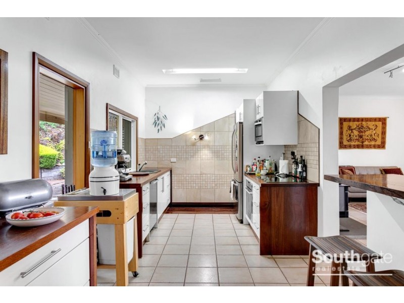 112 Adams Road, Blewitt Springs SA 5171