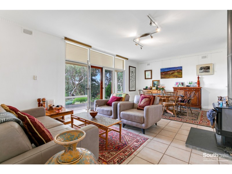 112 Adams Road, Blewitt Springs SA 5171