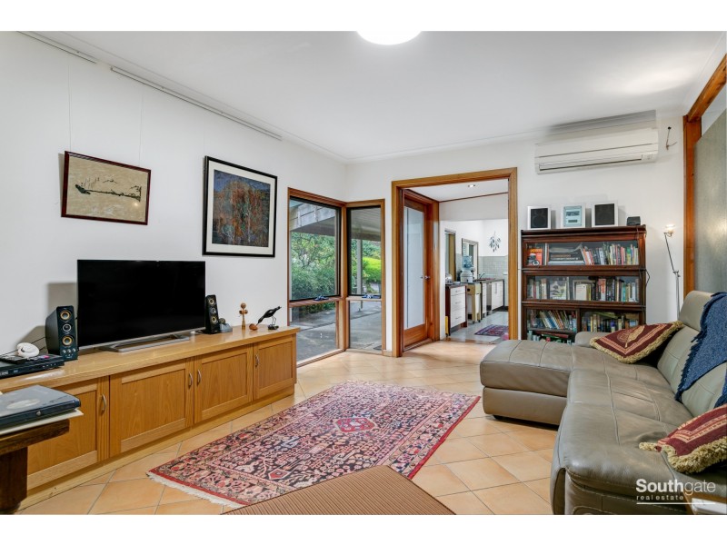 112 Adams Road, Blewitt Springs SA 5171