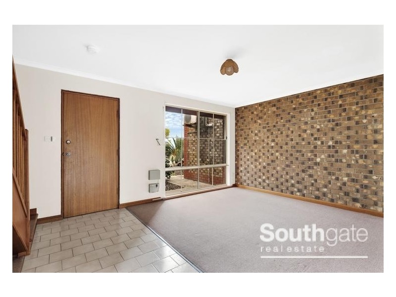 2/1 Second Avenue, Moana SA 5169
