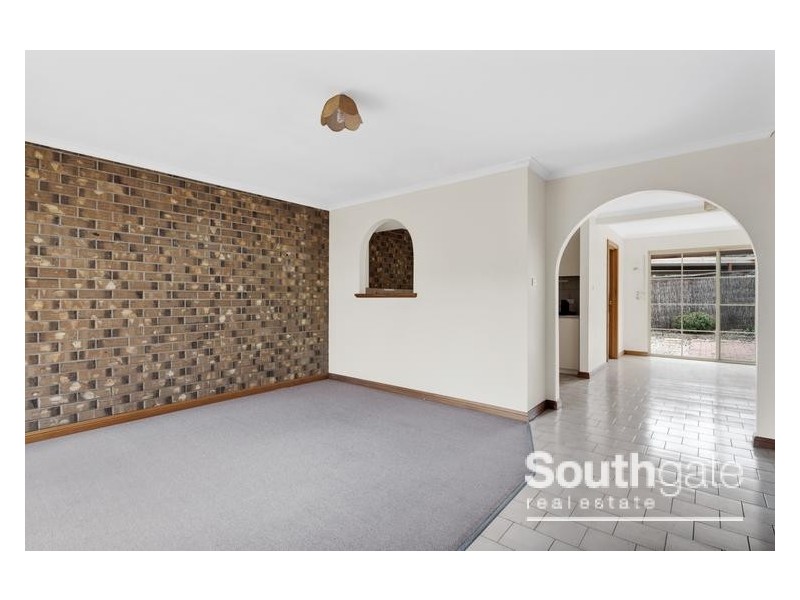 2/1 Second Avenue, Moana SA 5169